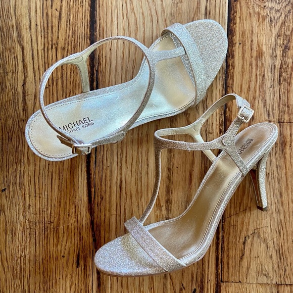 New MICHAEL KORS Arden Gold T-strap Stiletto Sandals shoes - Picture 4 of 15